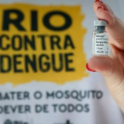 Ministério da Saúde divulga novas cidades que receberão a vacina da dengue e Campos fica fora