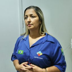 Elaine Leão anuncia pré-candidatura a vereadora de Campos