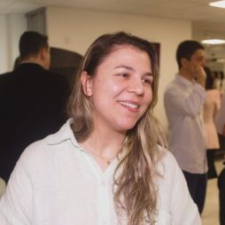 Cirurgiã de cabeça e pescoço aborda prevenção ao câncer