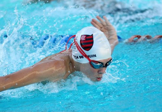 Nadador campista Lucca de Thuin estreia em Campeonato Brasileiro Interclubes Infantil