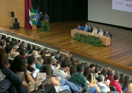 Semana Acadêmica da UENF reúne comunidade universitária